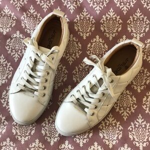 J Slides NYC white leather platform sneakers with silver details sz 8.5